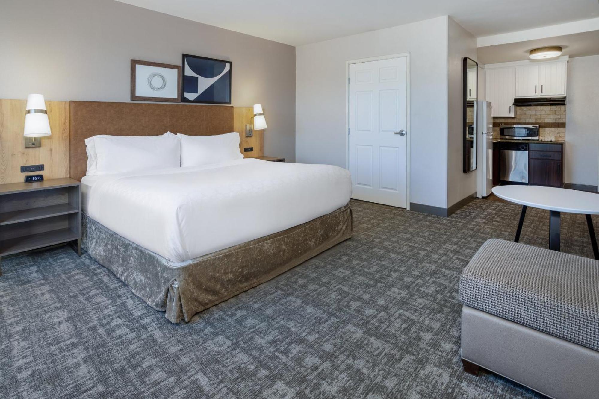 Staybridge Suites Wilmington East By Ihg Exteriör bild